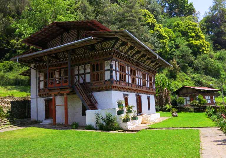 Thruepang Palace